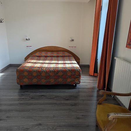 Logis Hotel Regina La Bourboule Kültér fotó